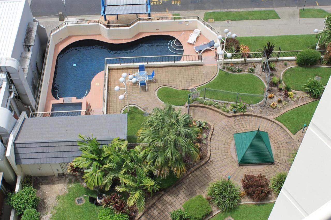 Cairns Ocean View Apartment In Aquarius Luaran gambar