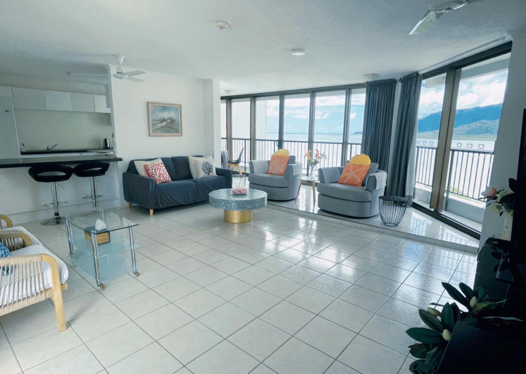 Cairns Ocean View Apartment In Aquarius Luaran gambar